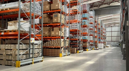 store image 1